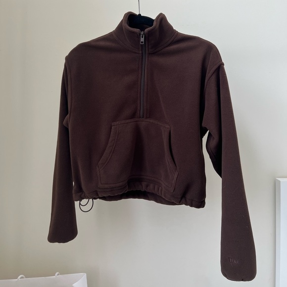 SOLD Aritzia TNA Half Zip Sweater - Picture 1 of 4